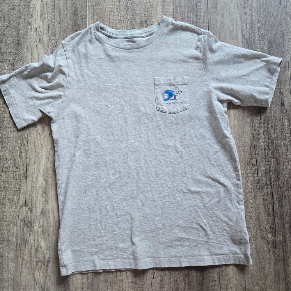 Vineyard Vines Boys Gray Lacrosse Whale Pocket T-Shirt Size M 12-14 Short Sleeve